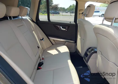 2014 Mercedes-Benz Glk 350 4Matic z USA, uszkodzony, nr VIN WDCGG8JB3EG320169